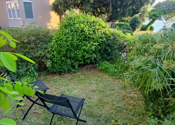 Kolovare Garden Oasis - First Row By Sea *
