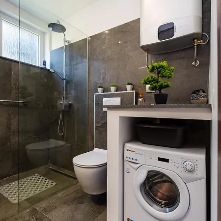 Apartment Kolovare Garden Oasis - First Row By Sea *