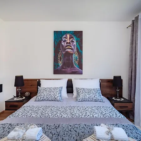 Apartment Kolovare Garden Oasis - First Row By Sea *