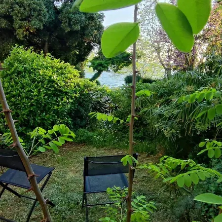 Kolovare Garden Oasis - First Row By Sea Apartment