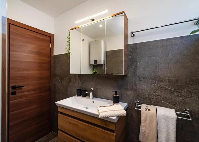 Apartment Kolovare Garden Oasis - First Row By Sea