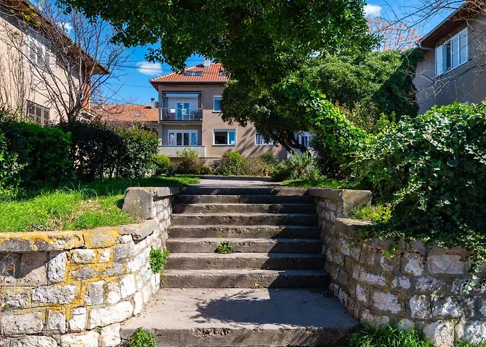 Kolovare Garden Oasis - First Row By Sea Apartment Zadar